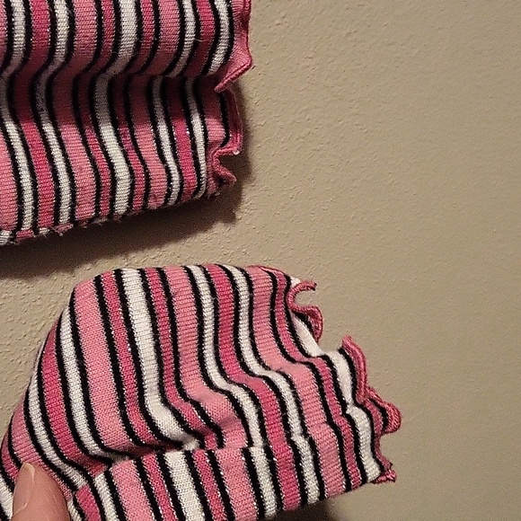 Candie's top. - Picture 4 of 6